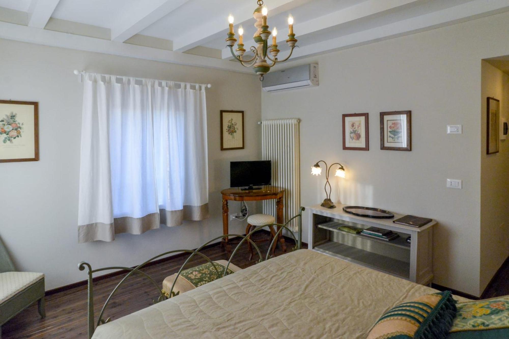 I Torretti Locazione Turistica, Ristorante, Lounge Bar Hotel Asolo Buitenkant foto